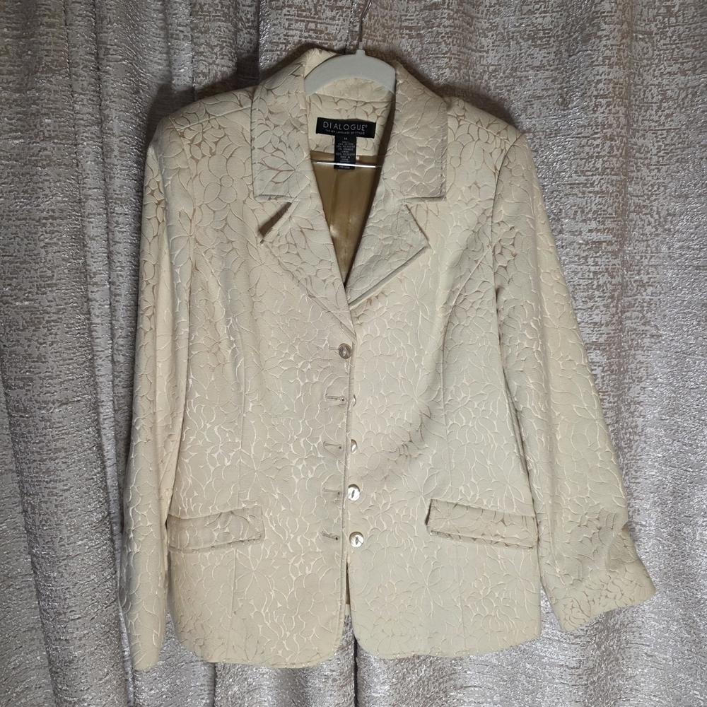 Dialogue Women's Cream Blazer
